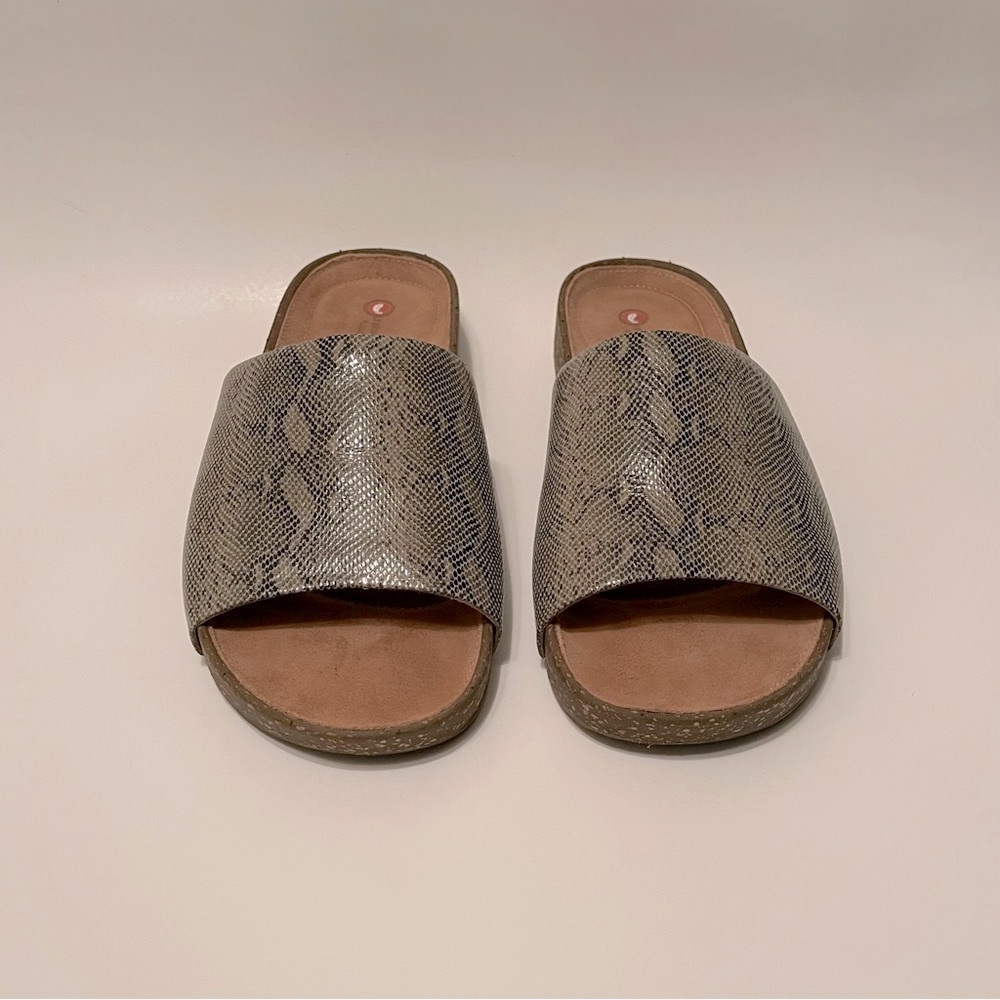 Unstructured by Clarks Slides